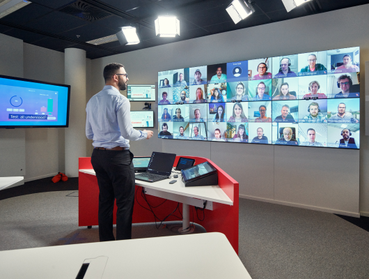Barco_weConnect_virtual_classroom2