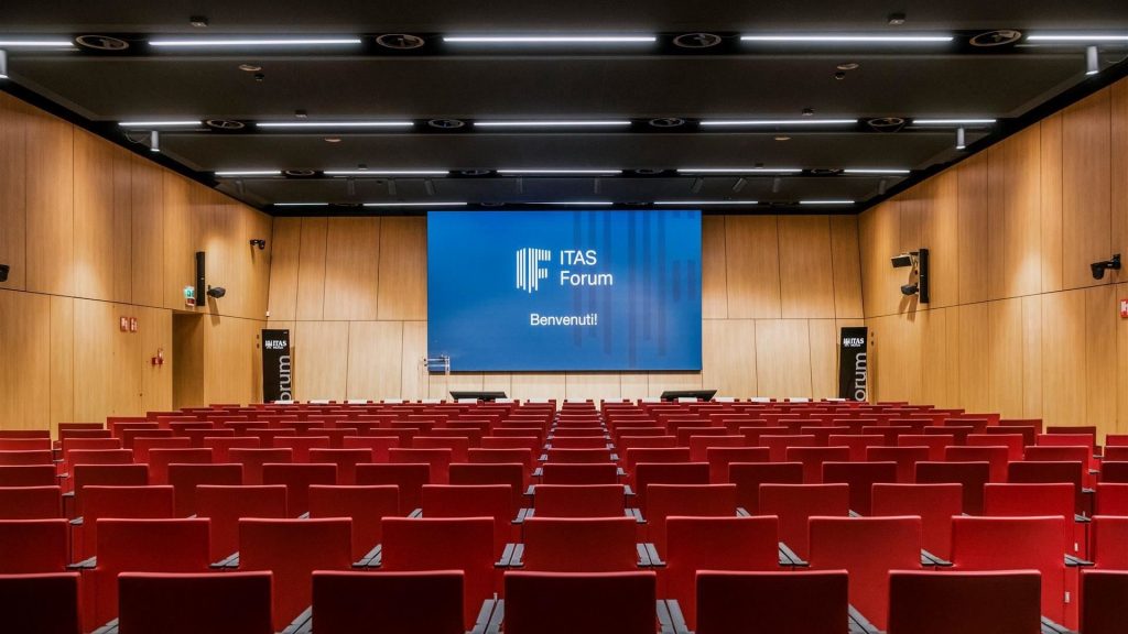 Tecnologia AV per edifici aziendali il caso ITAS Forum